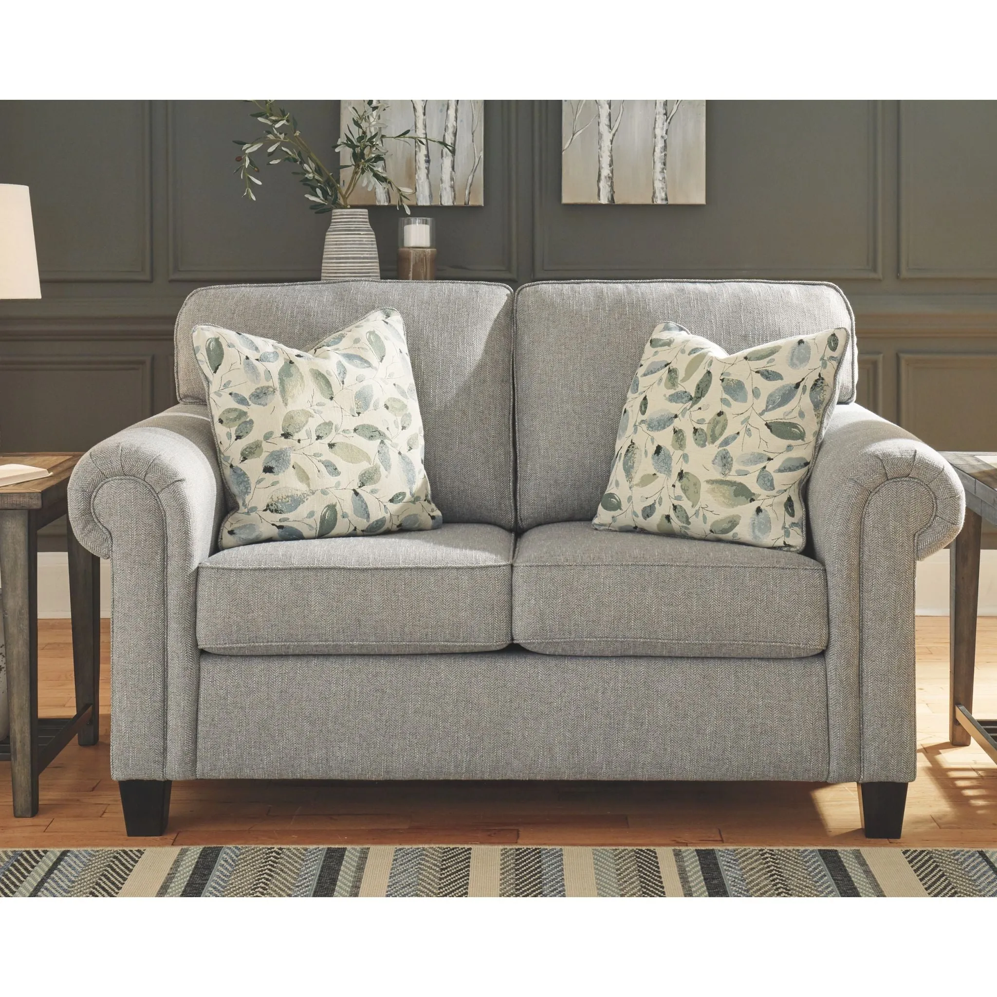 Alandari Loveseat