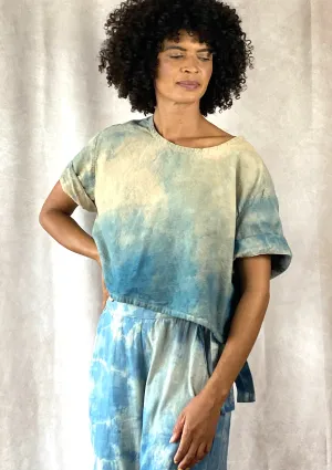 Allyn Boxy Tee: Sustainable Warmth & Effortless Style in Blue Tan Ombre