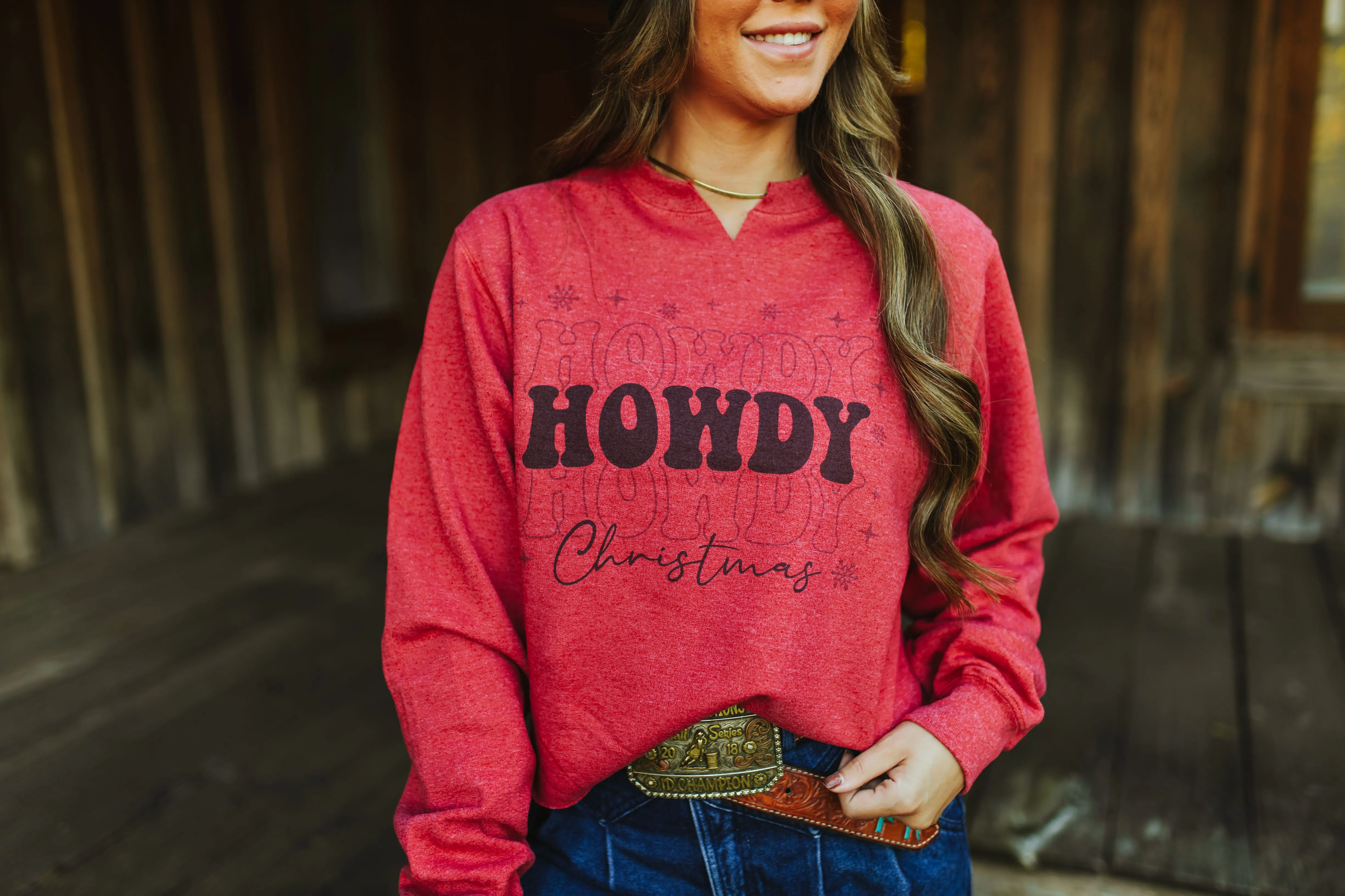 Howdy Christmas Raw Hem V-Neck Crop Graphic Sweatshirt