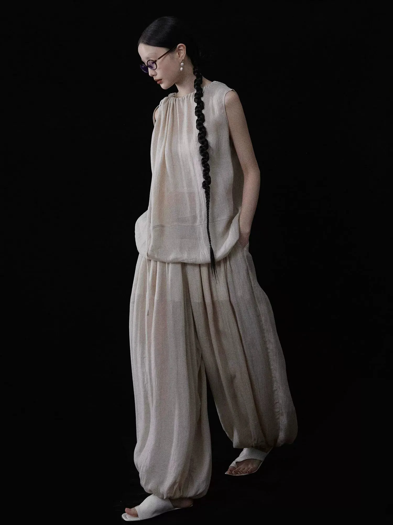 Qi Qiu 气球 New Chinese Style Vertical Pleat Lantern Trousers